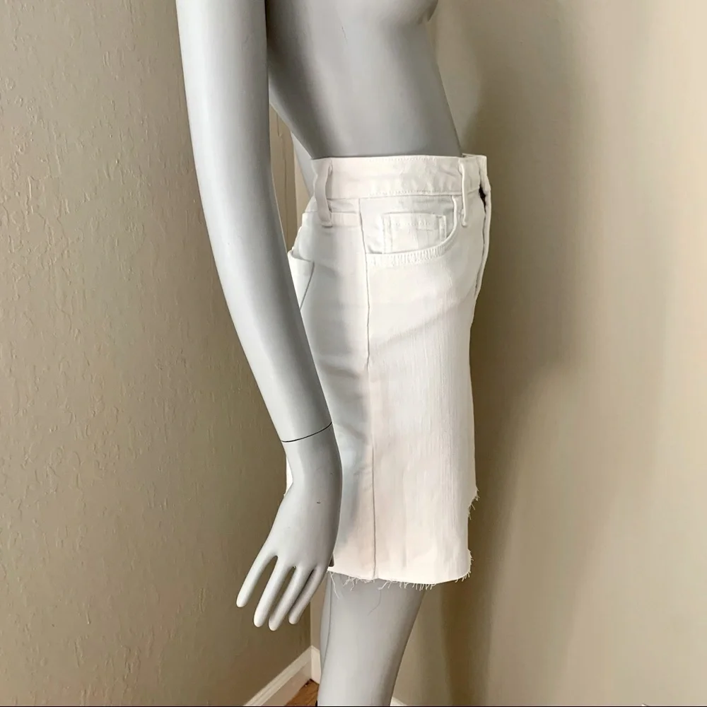 JUST BLACK White Denim Stretch Cotton Raw Hem Skirt Style # CD132K Size Small - Picture 11 of 16